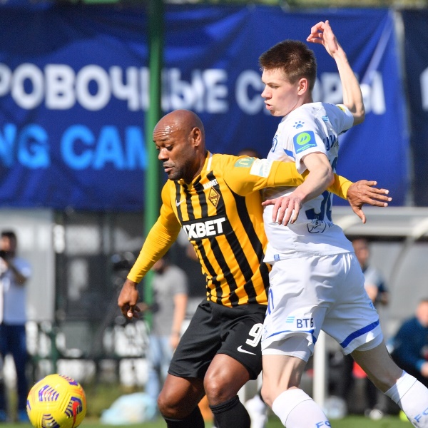 Фоторепортаж с товарищеского матча «Кайрат» — «Динамо» Москва 0:2