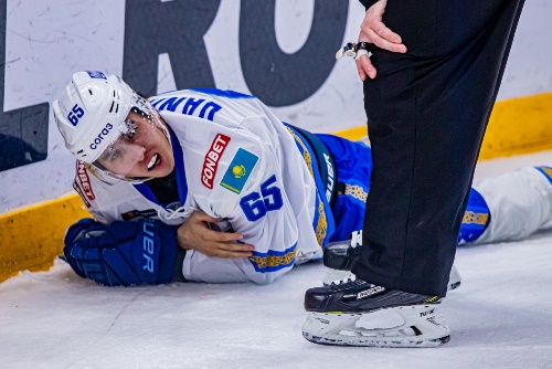 Фоторепортаж с матча КХЛ «Сибирь» — «Барыс» 2:3