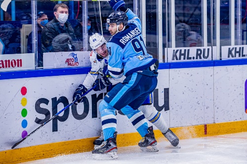 Фоторепортаж с матча КХЛ «Сибирь» — «Барыс» 2:3