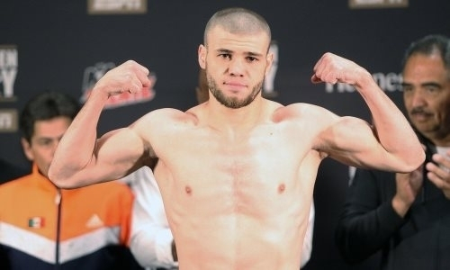 Казахстанский боксер из Golden Boy сразится за титул от WBO