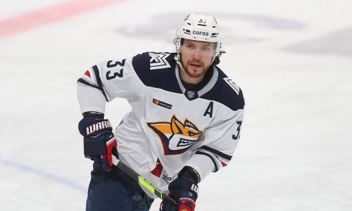 КХЛ отменила наказание защитника «Металлурга» перед стартом серии плей-офф КХЛ с «Барысом»