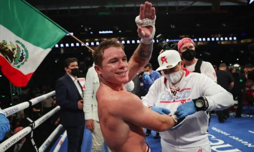 «Это даже не спарринг». Тедди Атлас раскритиковал «Канело» после защиты титулов 