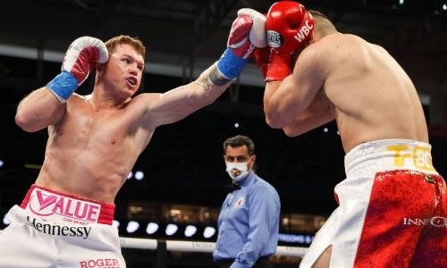 Тренер Йылдырыма объяснил, почему остановил бой с «Канело»