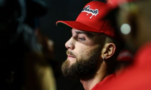 «Я заставлю „Канело“ считаться со мной». Чемпион мира высказался о бое с Альваресом