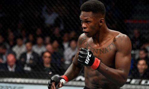 Видео боя двух чемпионов UFC Адесанья — Блахович с неожиданным поражением фаворита