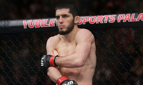 «Хочу просто помочь ему уйти на пенсию». Ислам Махачев выбрал себе следующего соперника