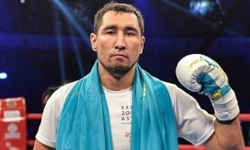 Непобежденный казахстанский боксер поднялся в рейтинге WBC