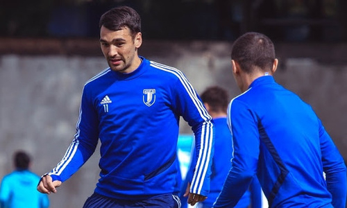 «Как на сборах в Турции». Экс-игрок клуба КПЛ — о чемпионате в одной локации, «Кайрате» и уровне легионеров в Казахстане