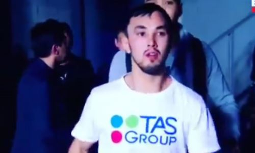 Непобежденный казахстанский боксер выступит в андеркарде боя Артура Бетербиева