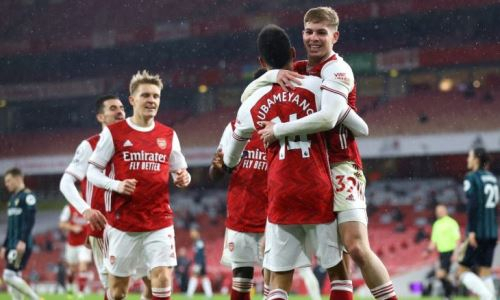 Прямая трансляция матча «Олимпиакос» — «Арсенал» в 1/8 финала Лиги Европы