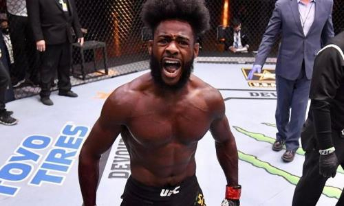 Стерлинг сфотографировался с обидчиком казахстанца в UFC и назвал его будущим чемпионом