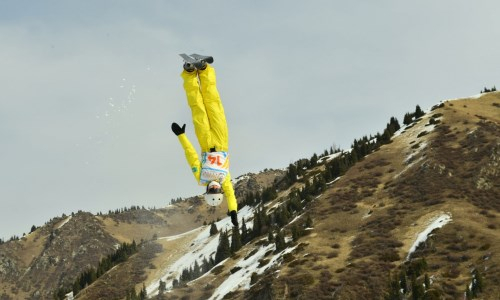Алдабергенова вышла в финал на этапе Кубка мира по фристайлу в Алматы