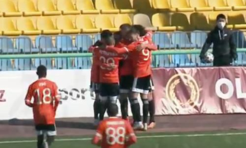 В матче «Атырау» — «Шахтер» был забит первый гол КПЛ-2021. Видео