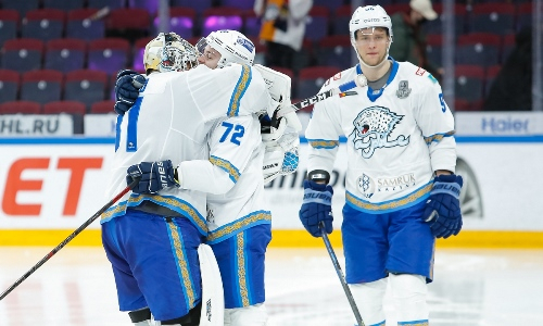 «Такие в команде нужны». Незабивного форварда «Барыса» сравнили с трехкратным обладателем Кубка Стэнли