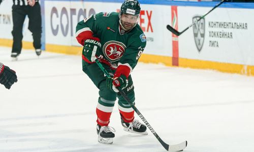 «Броски верхом от него прибивают». Озвучено влияние хоккеиста сборной Казахстана на разгром в серии плей-офф КХЛ