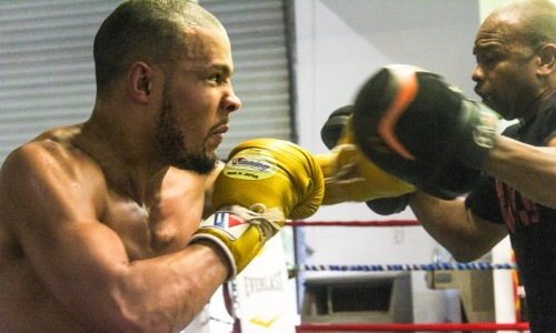 «Буду доминировать в дивизионе». Чемпион WBA хочет побить Головкина с помощью Роя Джонса