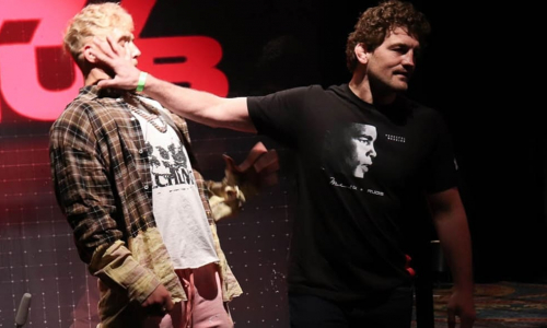 Экс-чемпион Bellator унизил известнейшего видеоблогера перед встречей в ринге. Видео