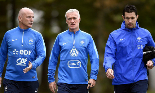 «Нам нужно найти решение». В тренерском штабе сборной Франции высказали опасения о матче с Казахстаном