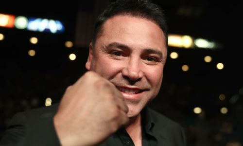 СМИ назвали неожиданного соперника Де ла Хойи по бою-возвращению