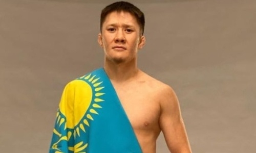 Жалгас Жумагулов провел тренировку с известным файтером UFC. Фото