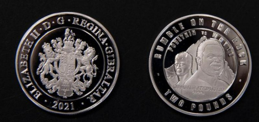 В Гибралтаре выпустили монету в честь боя-реванша Поветкин — Уайт. Фото