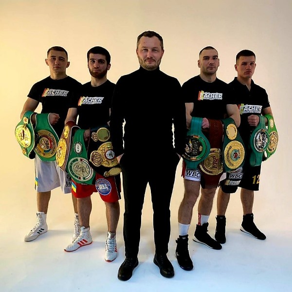 «Я расстроился, что нам придется встретиться с Айдосом». Родившийся в Казахстане менеджер соперника Ербосынулы рассказал о себе, почему уехал из страны и знакомстве с Головкиным