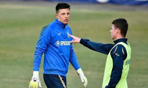 Шанс для Казахстана? 19-летний вратарь дебютирует в сборной Украины 