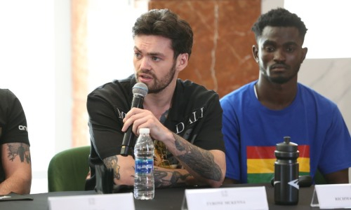 «У меня крепкий подбородок и стальные яйца». Соперник Жанкоша Турарова назвал его главный недостаток