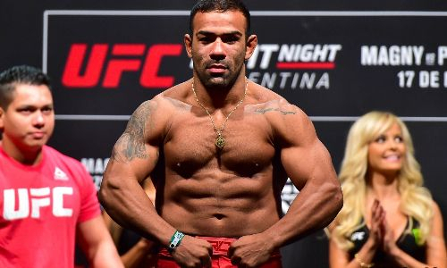 Офицер полиции с черным поясом и фанат Брюса Ли. Кто стал следующим соперником Шавката Рахмонова в UFC