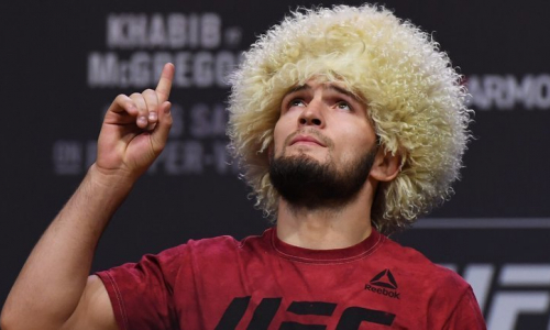 «Держит уровень». Хабиб Нурмагомедов назвал лучшего футболиста всех времен