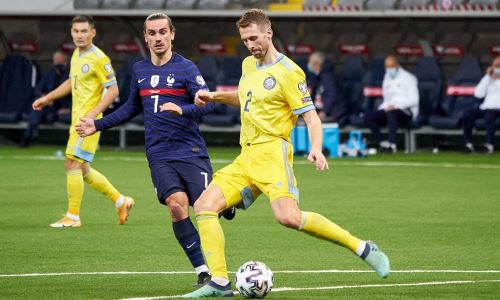 «Было очень больно и обидно». Сергей Малый разобрал матчи с Францией и Украиной и высказался о хейтерах и еврокубках