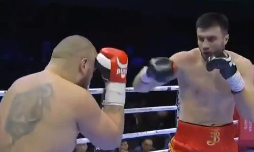 Победивший Кункабаева «Большой узбек» уничтожил своего соперника на вечере бокса в Ташкенте. Видео