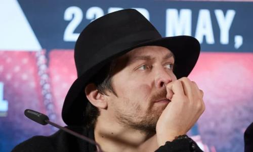 «Сумасшедший контракт». Александр Усик назвал условие перехода в UFC