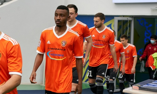 «Честно скажу». Юсуп Шадиев назвал победителя матча «Кызыл-Жар СК» — «Шахтер»