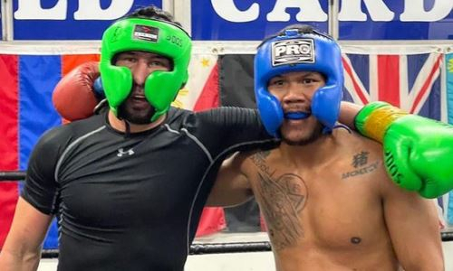 Непобежденный казахстанский боксер поспарринговал с призером чемпионатов мира и Азии