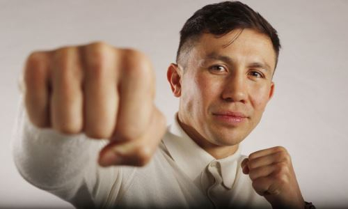 «С днем рождения меня!» Головкин показал фото с детьми и сделал откровенное признание