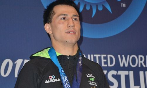 «Геннадий Геннадьевич, равняемся на вас!». Двукратный олимпийский чемпион поздравил Головкина