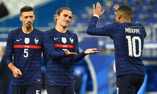 Гризманн оформил уникальный «отцовский» хет-трик после матча с Казахстаном