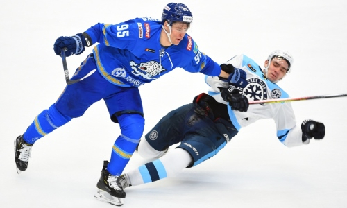 «Это индивидуально». Озвучена причина сохранения «Барысом» не забивающего форварда