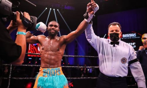 «Этот парень особенный!» Американский проспект вызвал восторг нокаутом уроженца Казахстана