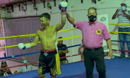 Казахстанский боксер дебютировал в профи тремя нокаутами за три недели