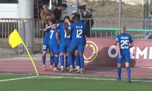 «Атырау» в меньшинстве забил два гола и вырвал ничью у «Жетысу»