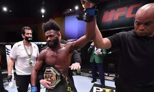 Легенда UFC и друг Хабиба встал на защиту Стерлинга в скандале с Петром Яном и поясом