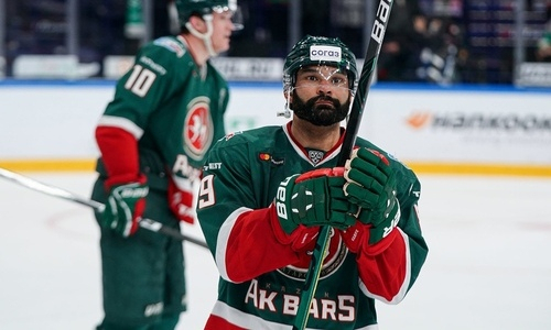 Двукратный чемпион мира ответил, стоит ли выпускать форварда сборной Казахстана на решающий матч финала Востока КХЛ