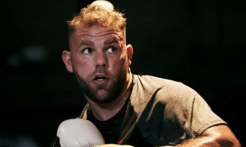 «Цыганские парни захватывают Вегас». Тайсон Фьюри показал форму Сондерса за три недели до боя с «Канело». Фото