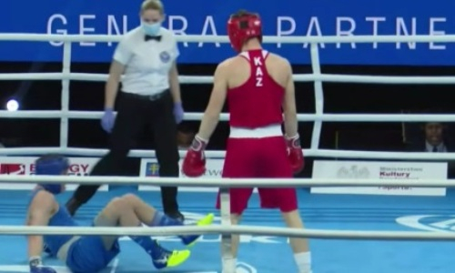 Видео боя с нокдауном и нокаутом молдаванина казахстанским боксером на МЧМ-2021