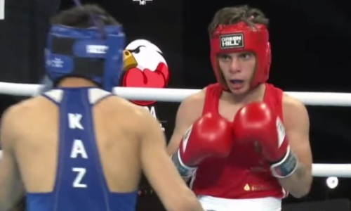 Казахстанский боксер отправил в нокдаун и победил тиктокера