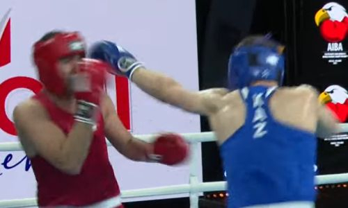 Казахстанский боксер финишировал соперника в первом раунде боя МЧМ-2021