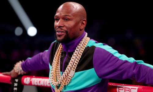 Флойд Мэйвезер удивил поклонников кардинальной сменой имиджа. Фото