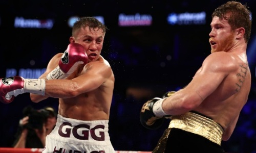 «Канело» опасается поражения от Головкина даже в его 39 лет